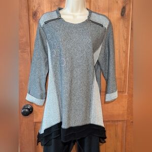 Gray Asymmetrical 3/4‎ Sleeve Relaxed Tunic Top